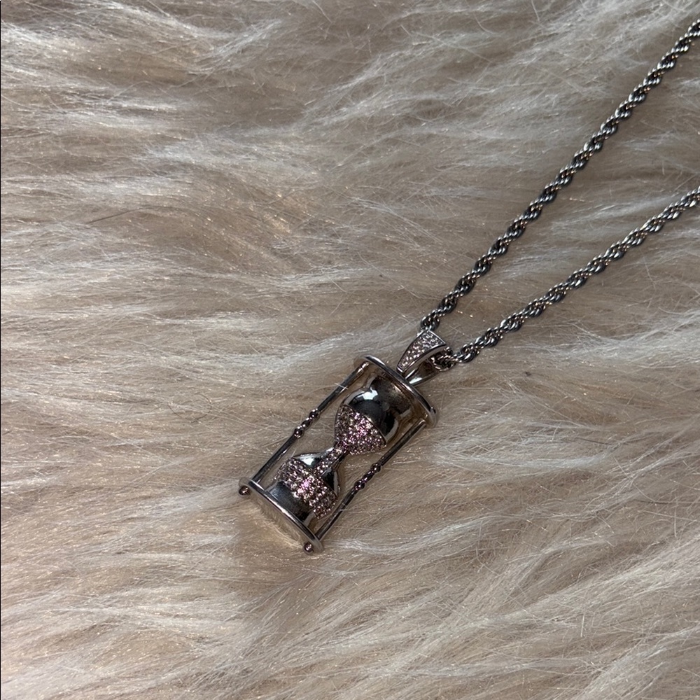 Elegant Silver Hourglass Pendant Necklace